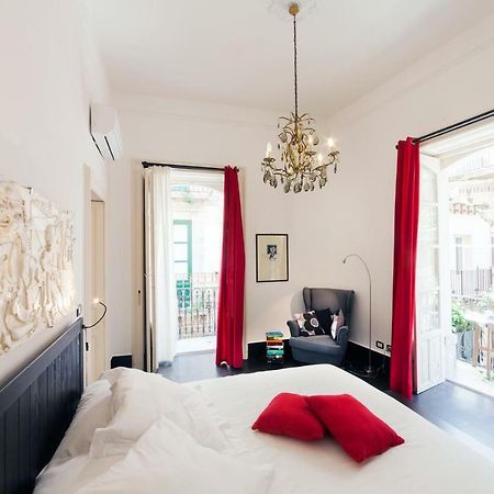Apartament Lusso Al Duomo Di Ortigia Syrakuzy Zewnętrze zdjęcie